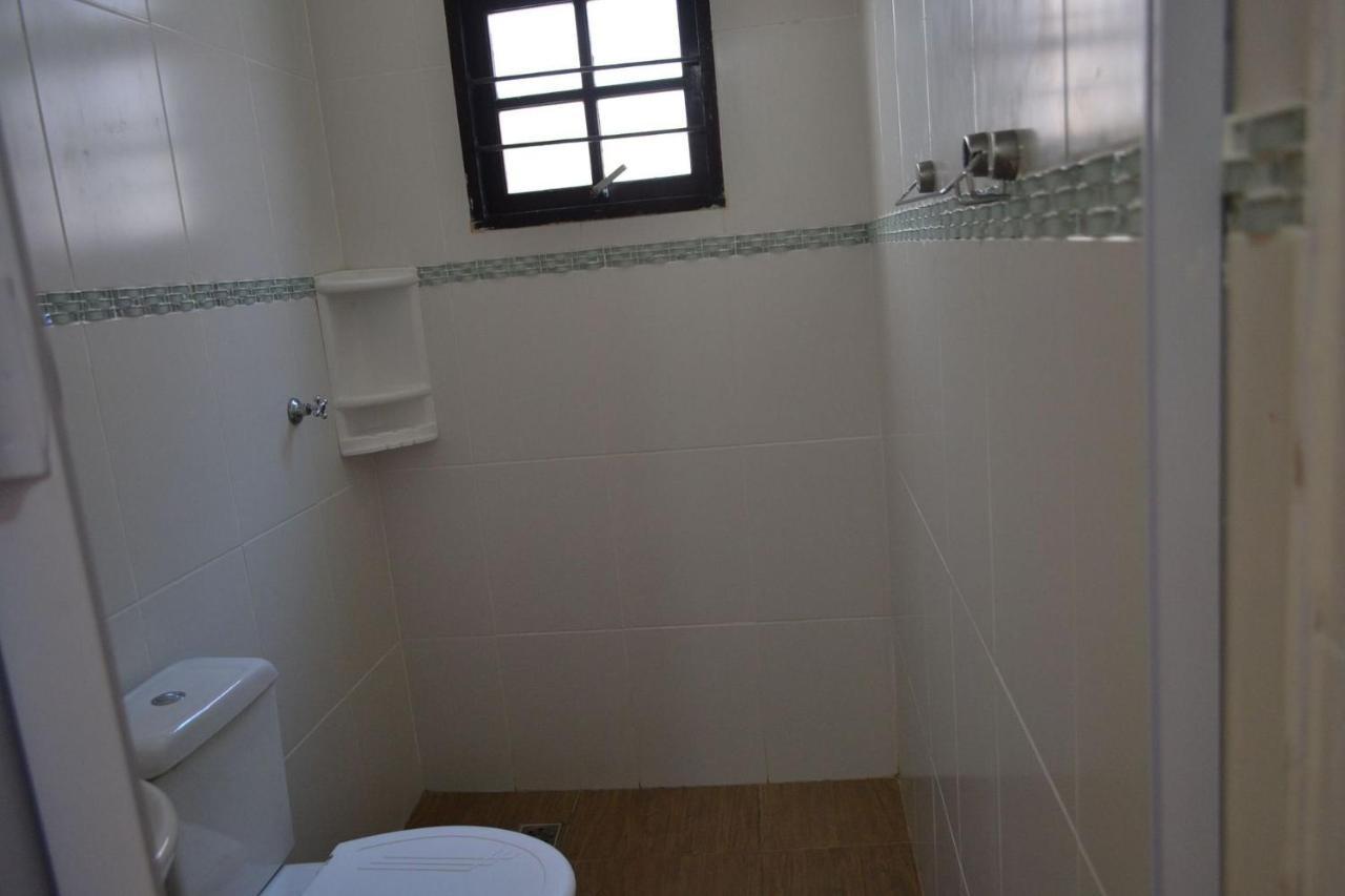 0001.09 - Maranduba - Chale Terreo - 1 Dormitorio - 6 Pessoas - 2 Quadras Do Mar - Piscina - Wi-Fi Ubatuba Extérieur photo