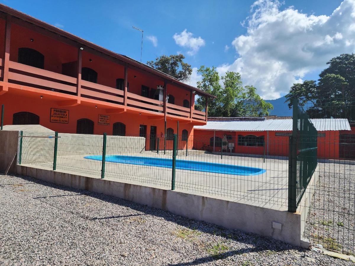 0001.09 - Maranduba - Chale Terreo - 1 Dormitorio - 6 Pessoas - 2 Quadras Do Mar - Piscina - Wi-Fi Ubatuba Extérieur photo