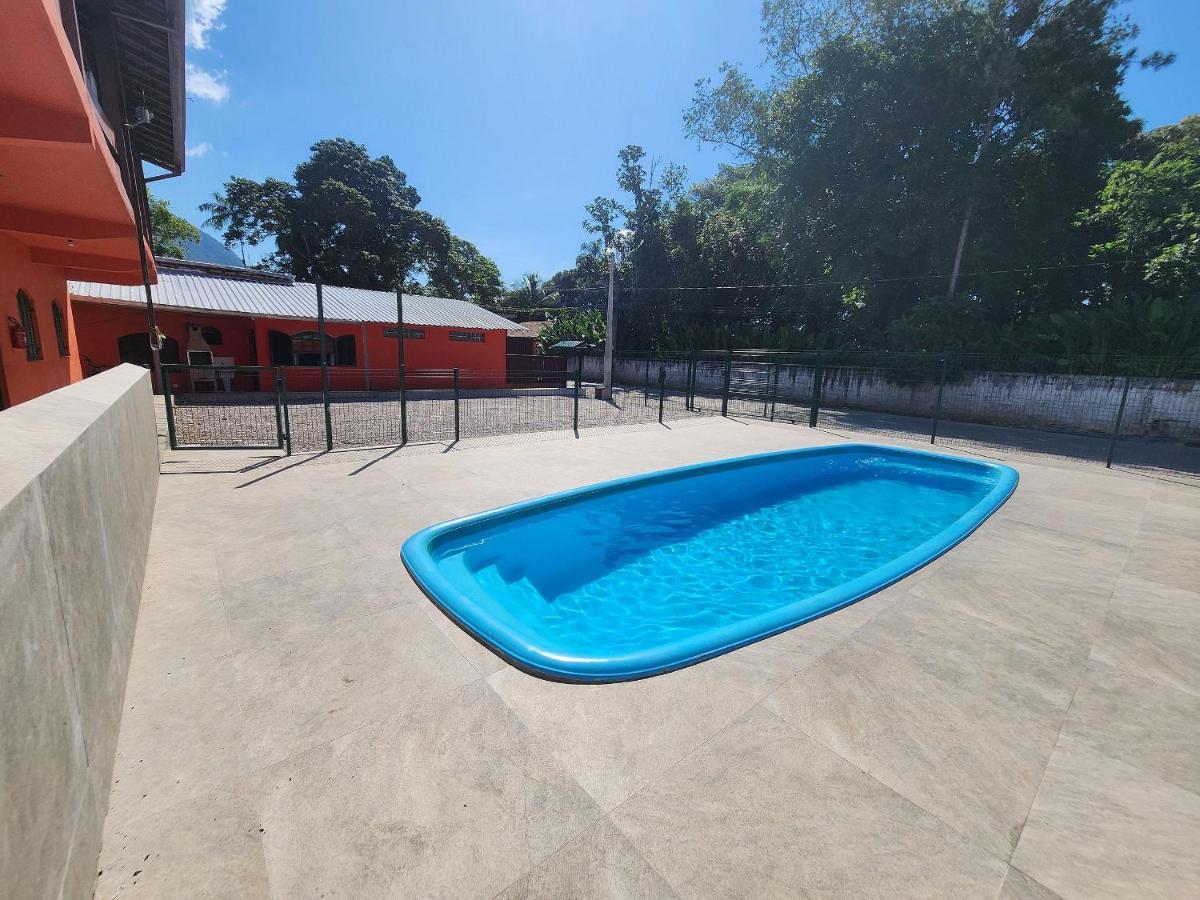 0001.09 - Maranduba - Chale Terreo - 1 Dormitorio - 6 Pessoas - 2 Quadras Do Mar - Piscina - Wi-Fi Ubatuba Extérieur photo